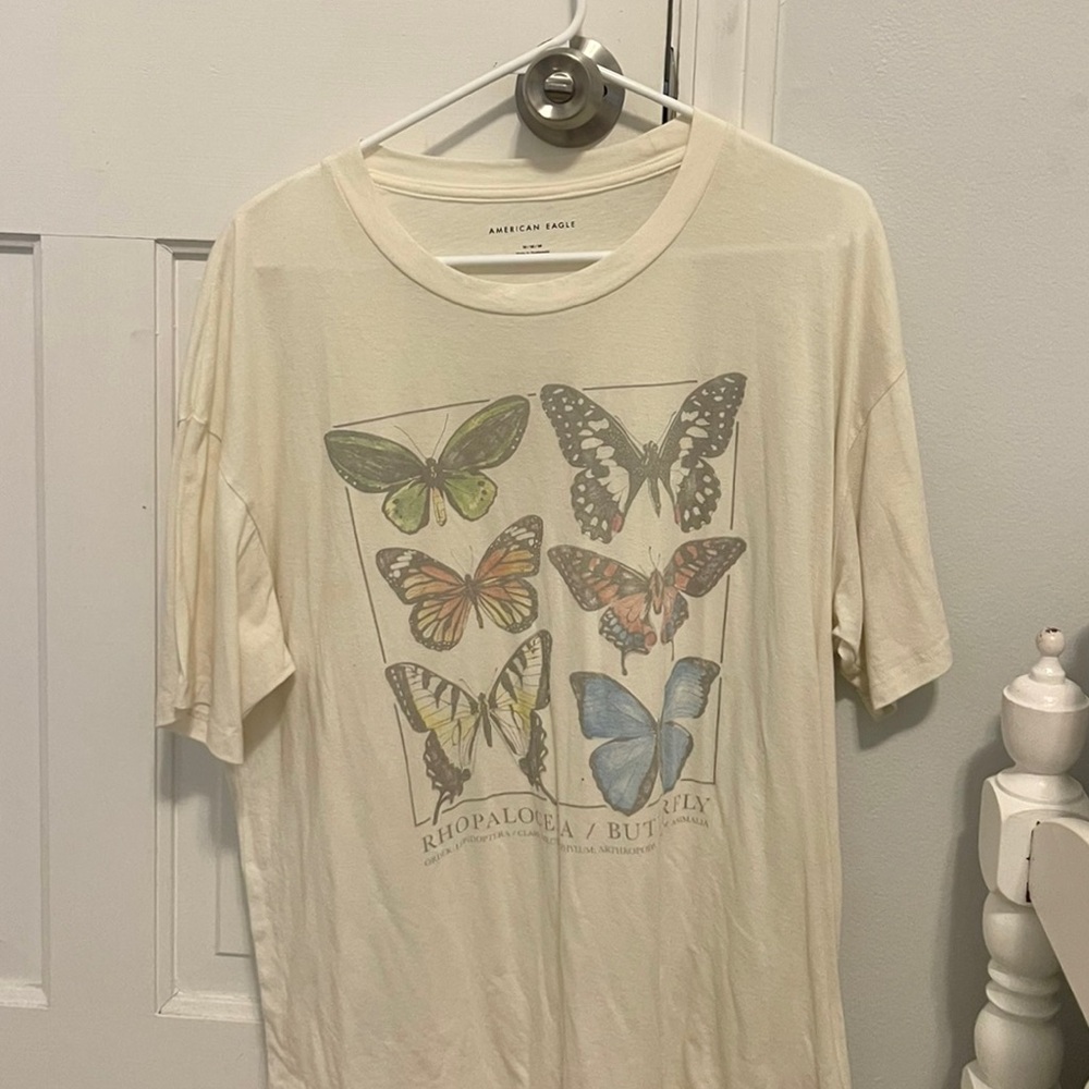 Retro American Eagle Butterfly Graphic Beige Soft Butterfly Oversized Tshirt
